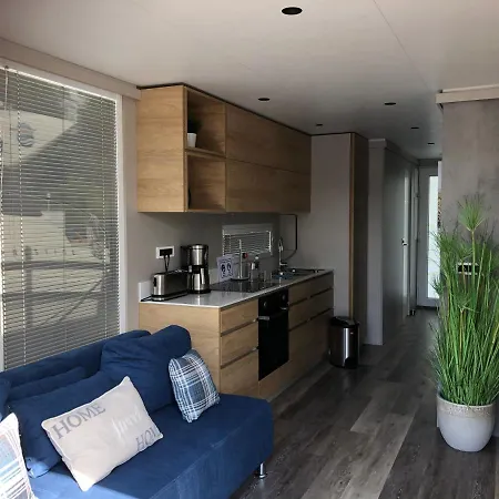 Hausboot Deluxe Hotel na wodzie Koblencja